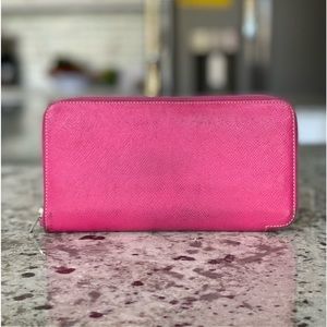 Hermes Pink zip around Silk’in Epsom Wallet